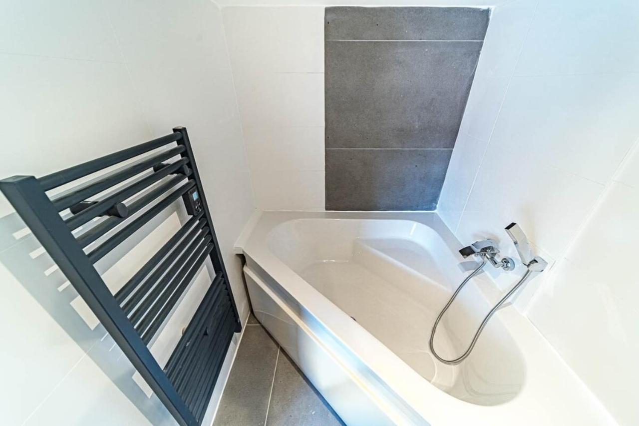 The Pizay Duplex Cozy 2 People - Metro Hotel De Ville Lyon Exterior photo